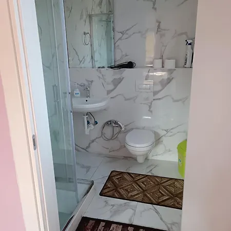 Locazione Turistica 2 ベッド・アンド・ブレックファスト *